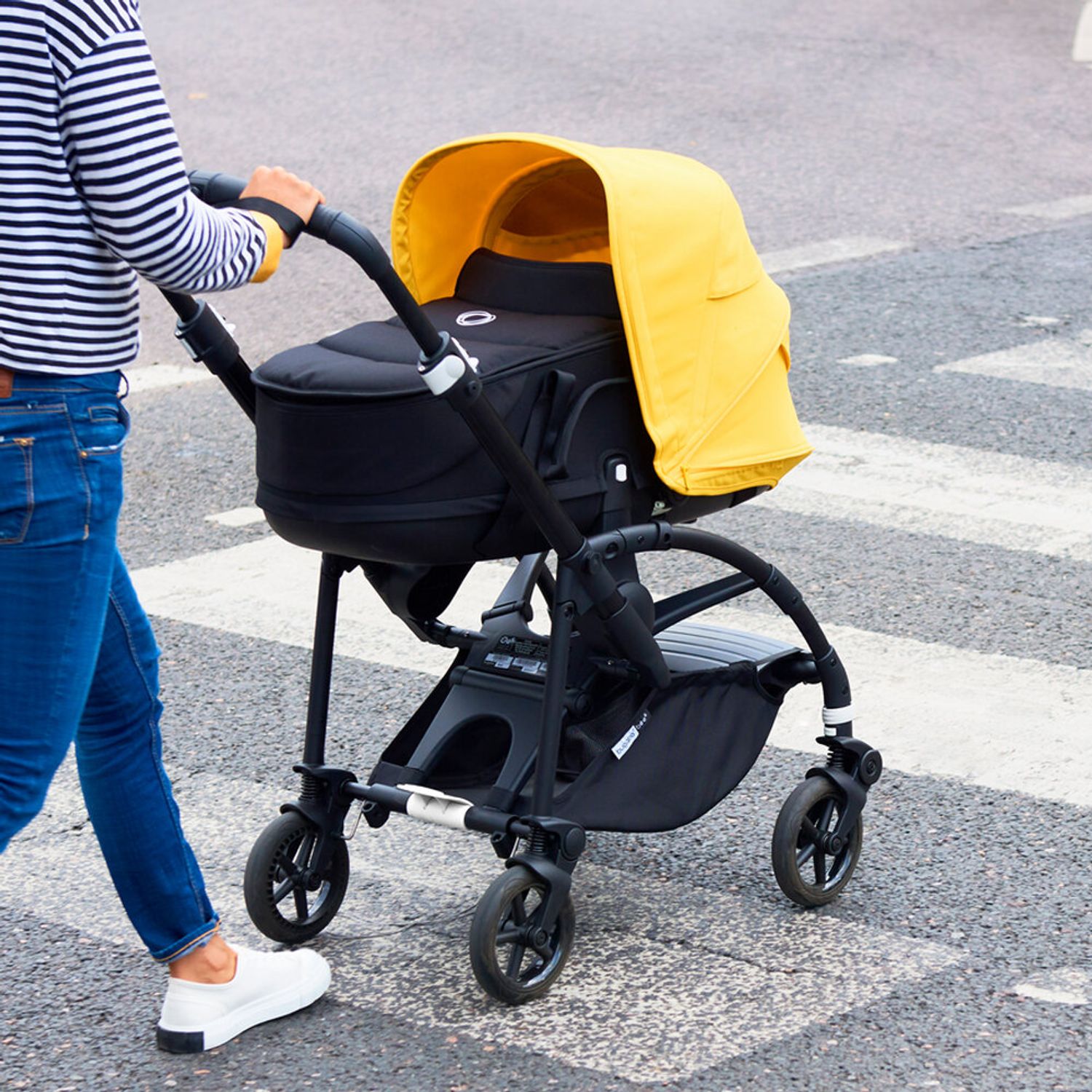 Bugaboo - Landou Bee 6 Black fotografia produsului View 2 L