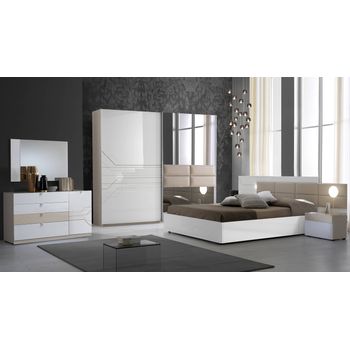 Dormitor Svetlana , alb/cappuccino, pat 160×200 cm, dulap cu 2 usi culisante, 2 noptiere, comoda elefant.ro imagine 2022