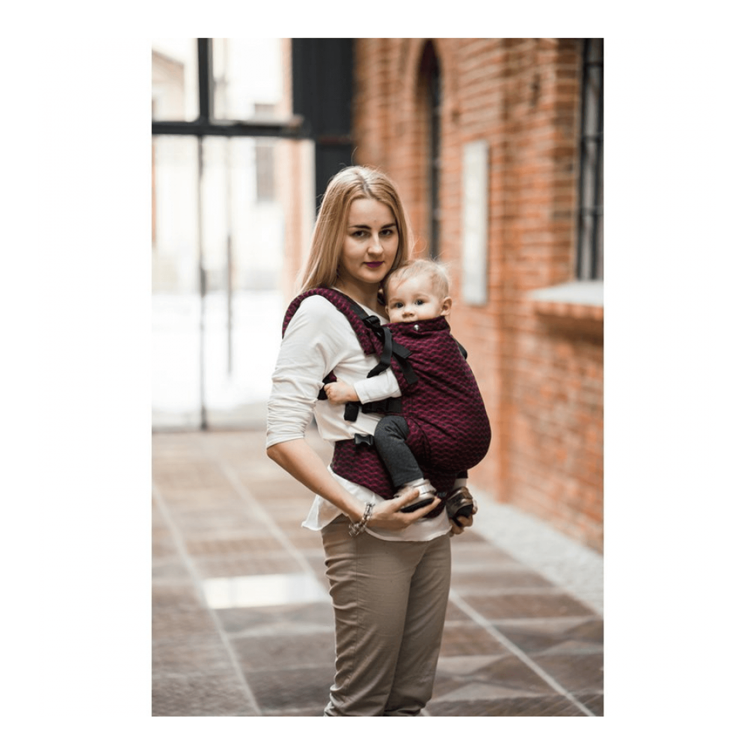 Kavka - Marsupiu ergonomic 2 in 1, Deep Red Classic fotografia produsului