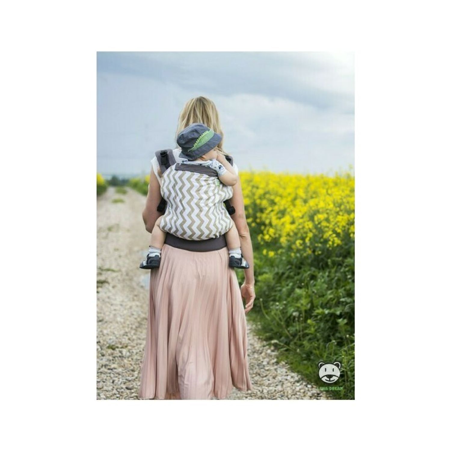 Luna Dream - Marsupiu ergonomic 2 in 1, Zig Zag, Gold fotografia produsului