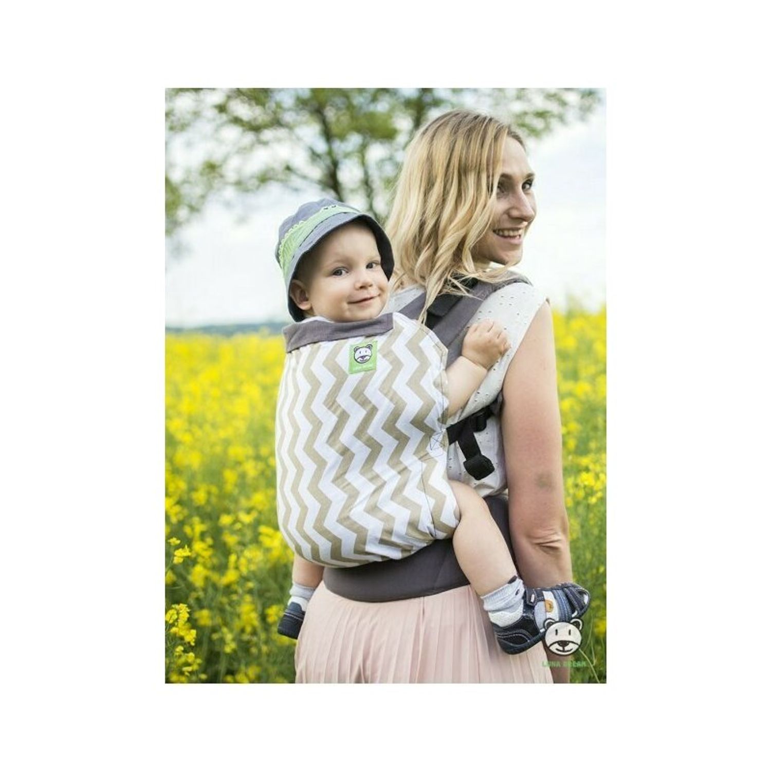 Luna Dream - Marsupiu ergonomic 2 in 1, Zig Zag, Gold fotografia produsului View 2 L