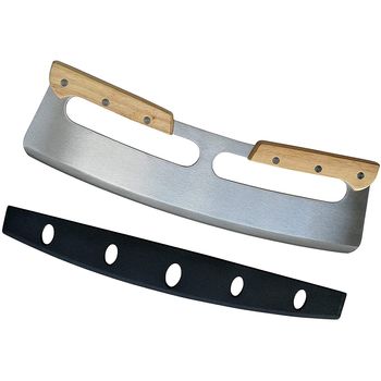 Cutit din inox pentru pizza quasar & co., cu taietor in v, 2 manere lemn, protectie lama, 35.5 x 10.5 cm, inox/lemn