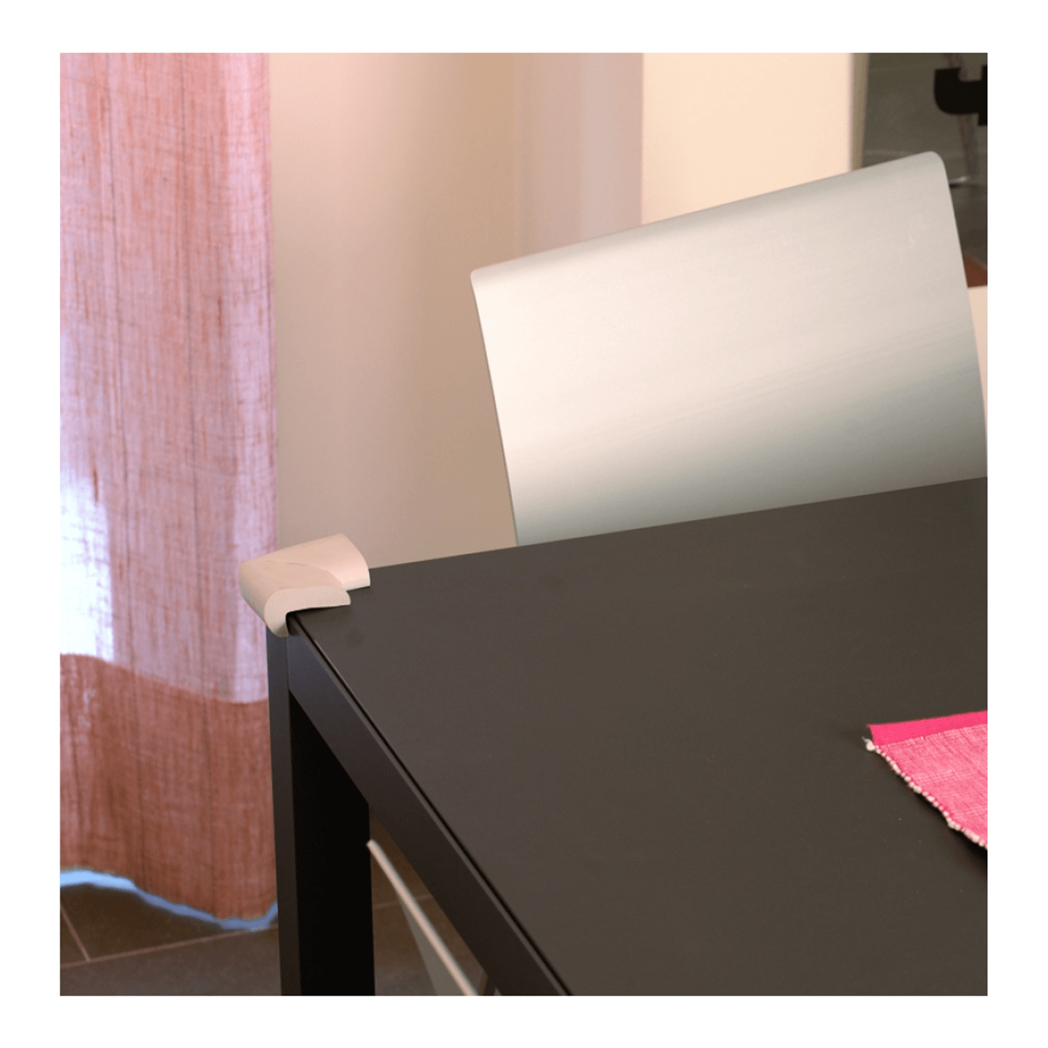 Set aparatori moi pentru colturi BebeduE 40400 fotografia produsului