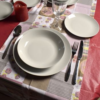 Serviciu de masa 18 piese portelan markant sanger