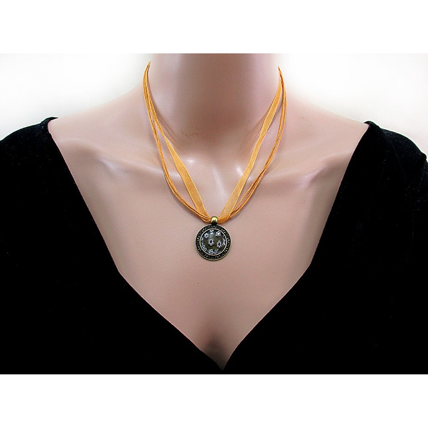 Colier Millefiori alb in baza bronz antic fotografia produsului View 4 L