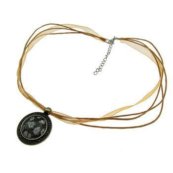 Colier millefiori alb in baza bronz antic