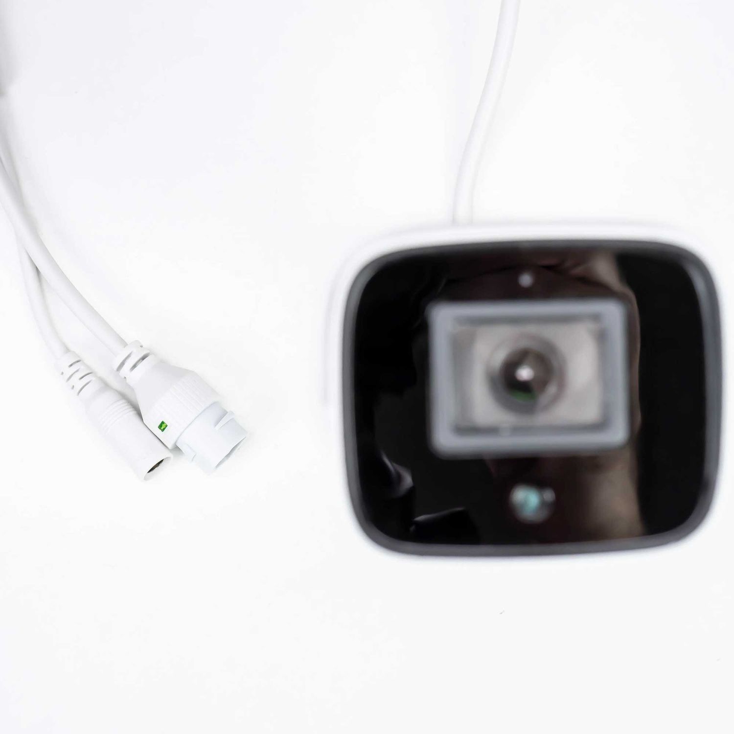 Camera supraveghere video PNI IP245T 5MP, aplicatie Tuya fotografia produsului View 5 L