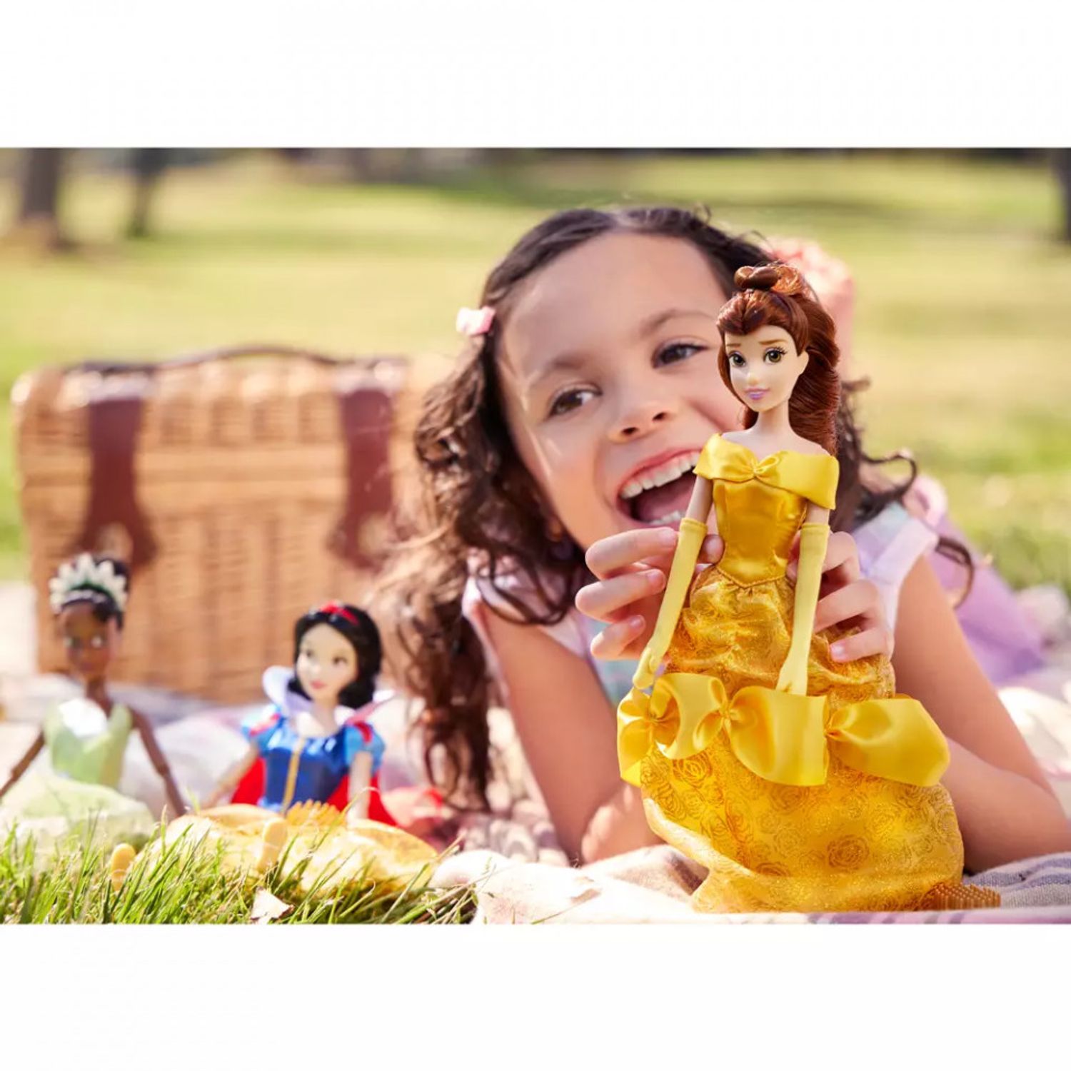 Papusa printesa Disney Belle ECO fotografia produsului View 4 L