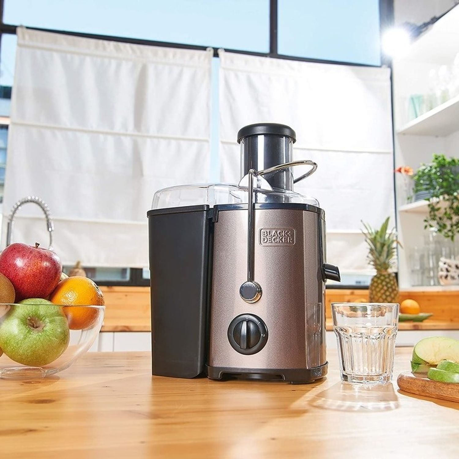 Storcator de fructe BXJE600E BlackDecker B+DES9240020B, 600 W fotografia produsului View 13 L