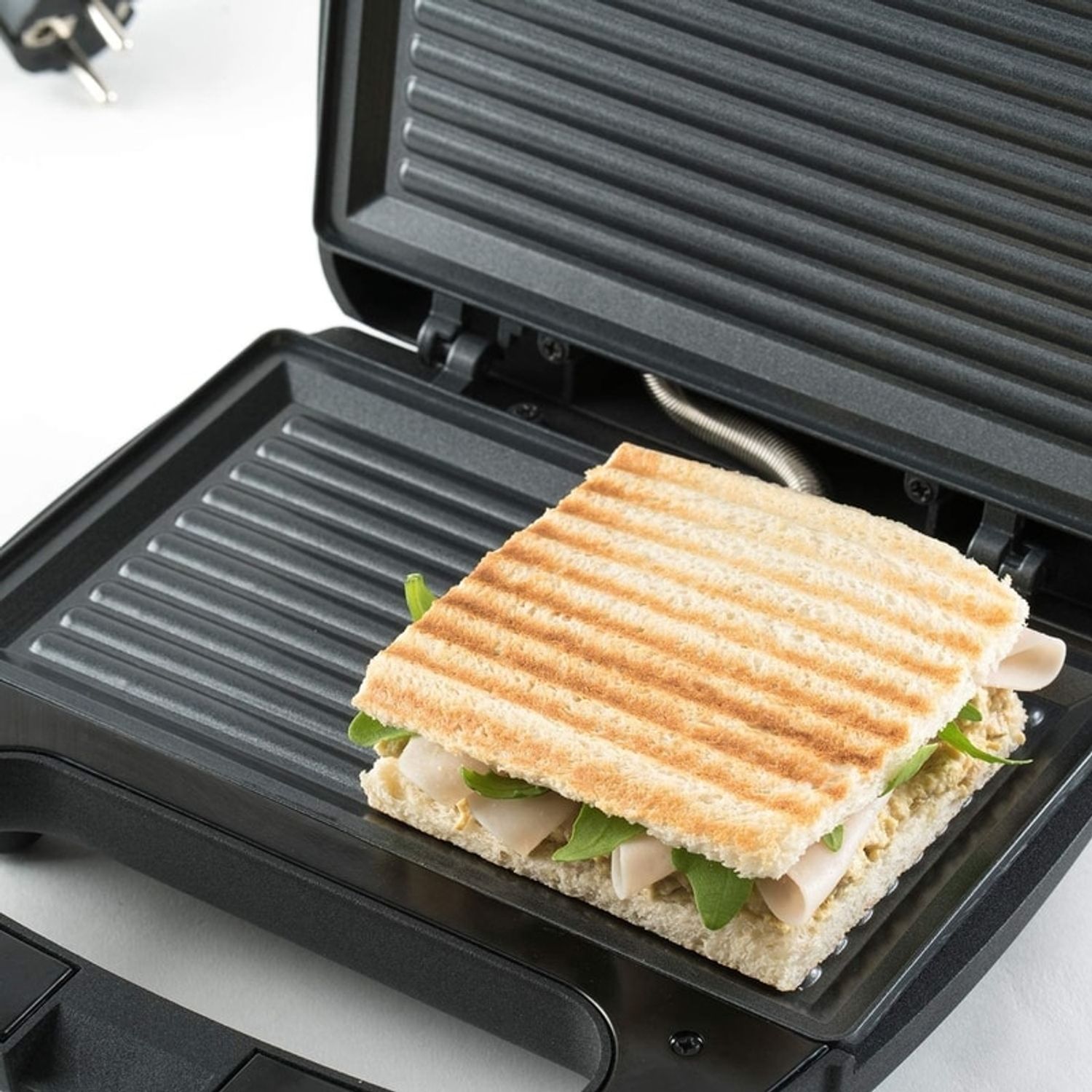 Sandwich maker BXSA750E BlackDecker B+DES9680060B, 750 W fotografia produsului View 4 L