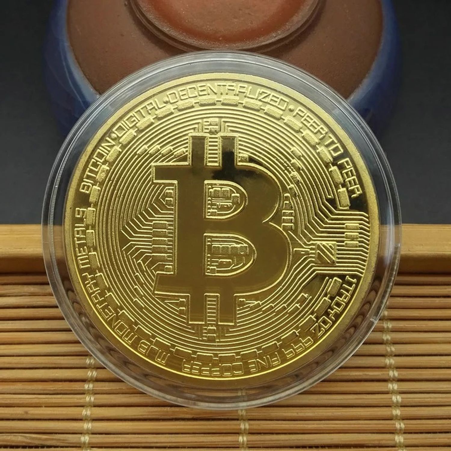 Moneda de colectie Bitcoin cu carcasa protectie, aurie fotografia produsului View 5 L