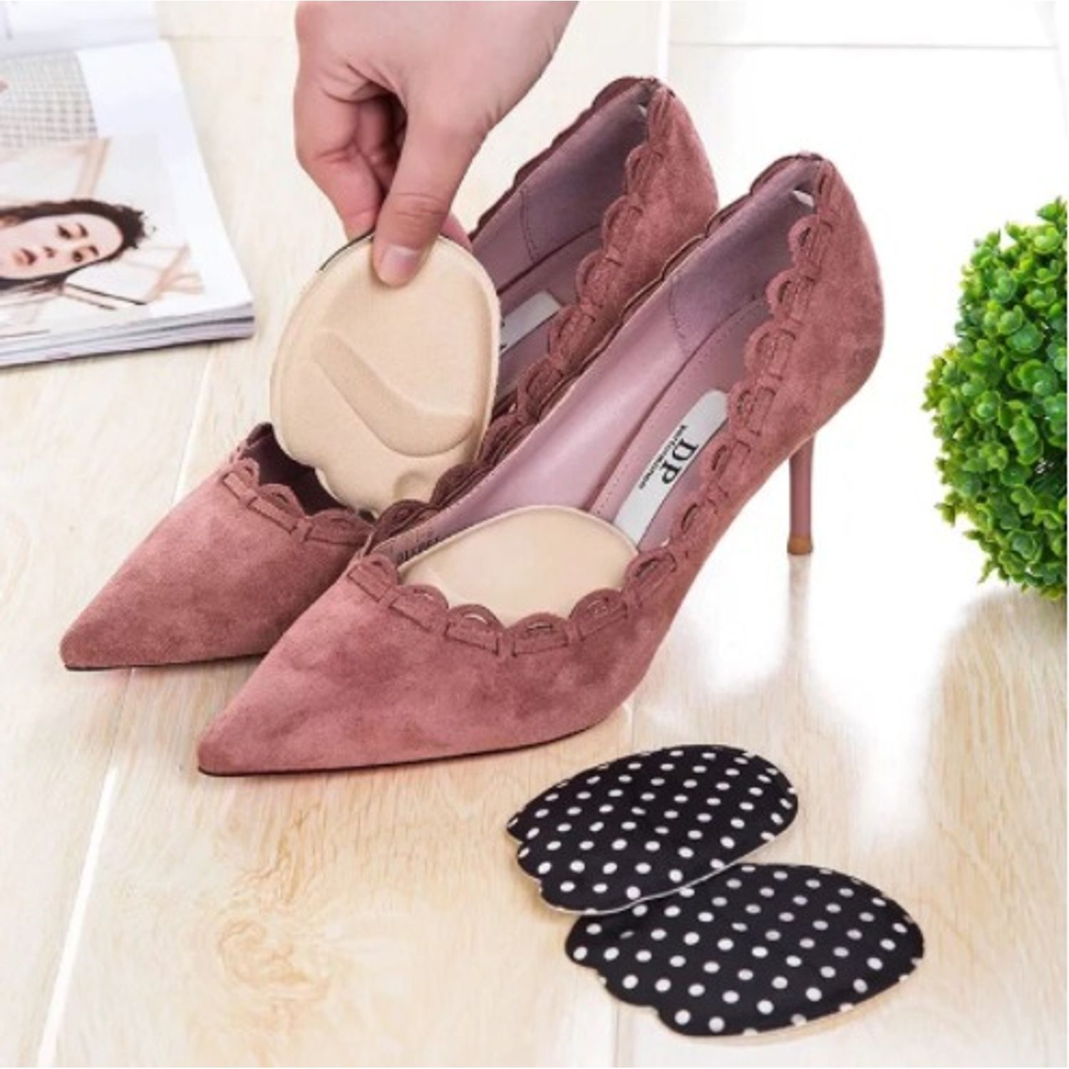 Set 2 branturi pentru pantofi cu toc impotriva bataturilor , crem fotografia produsului View 3 L