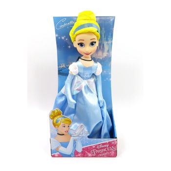 Disney princess papusa cenusareasa