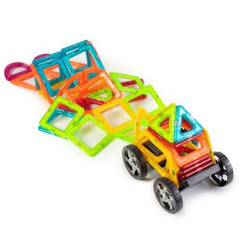 Set creativ de constructie cu piese magnetice - 60 piese