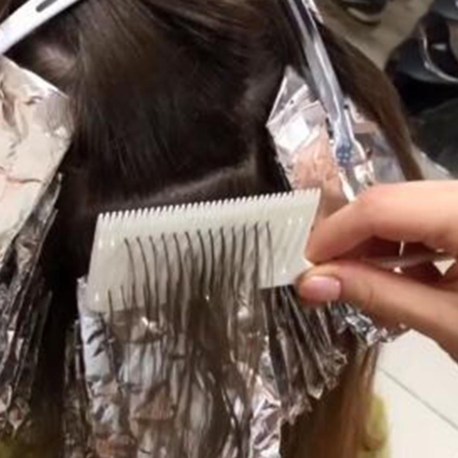 Pieptene profesional EFB culoare neagra pentru suvite/mese/balayage fotografia produsului View 4 L