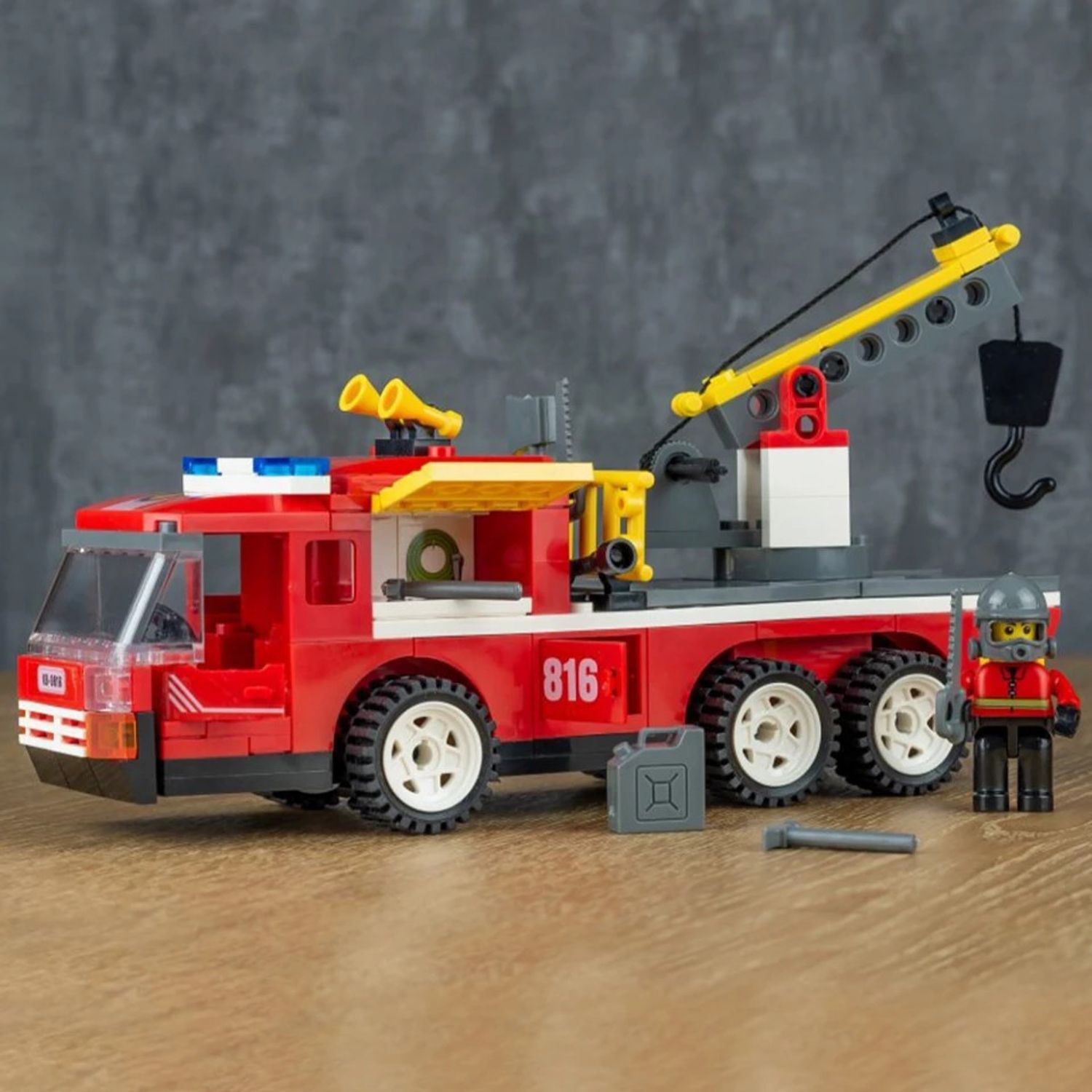 Blocki My Fire Brigade, Masina de pompieri, 188 piese fotografia produsului View 3 L