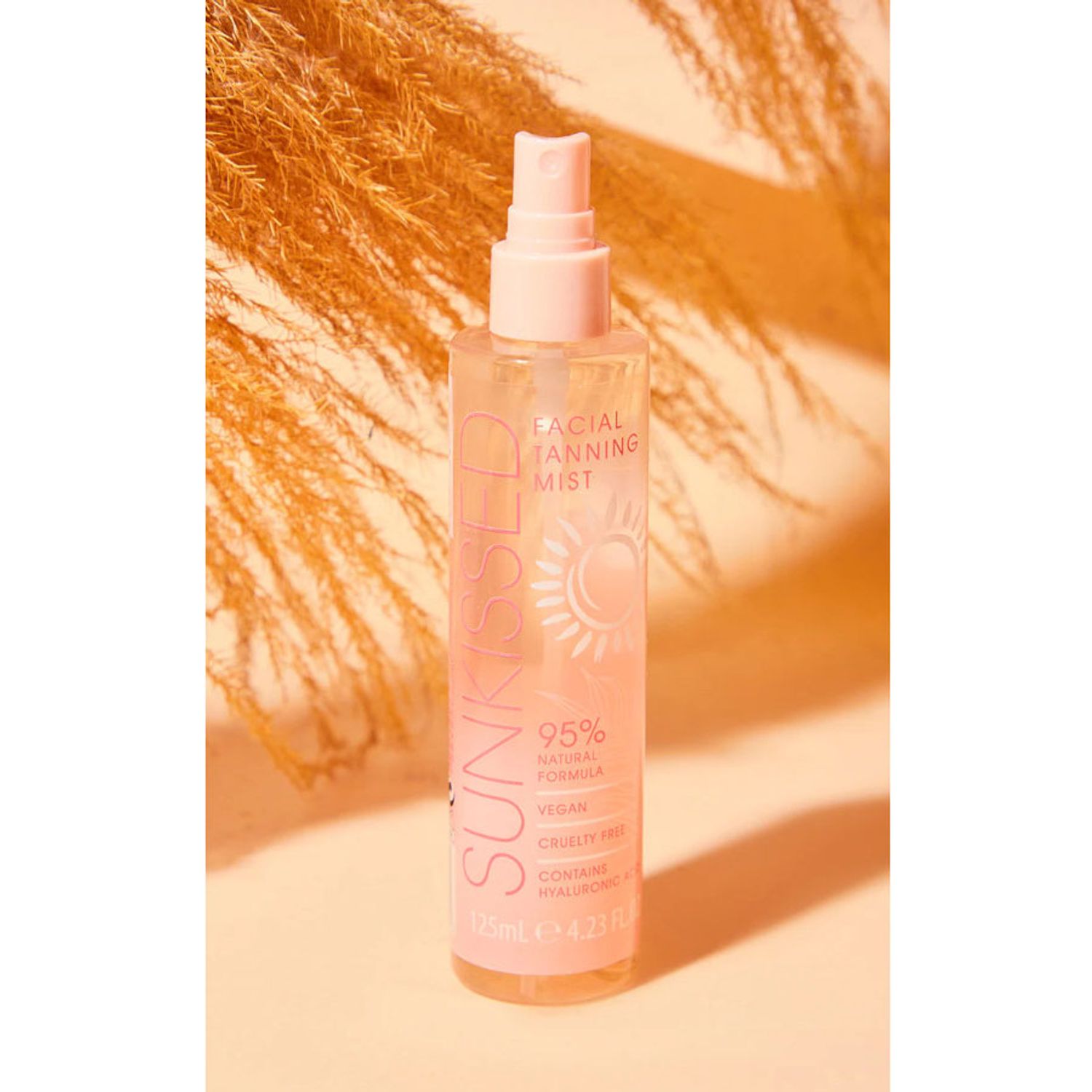 Spray Autobronzant Profesional pentru ten SUNKISSED cu Acid Hialuronic, 95% Ingrediente Naturale, Medium-Dark, 125 ml fotografia produsului View 2 L