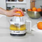 Storcator de citrice 350 ml alb Black+Decker 25 W fotografia produsului View 4 S