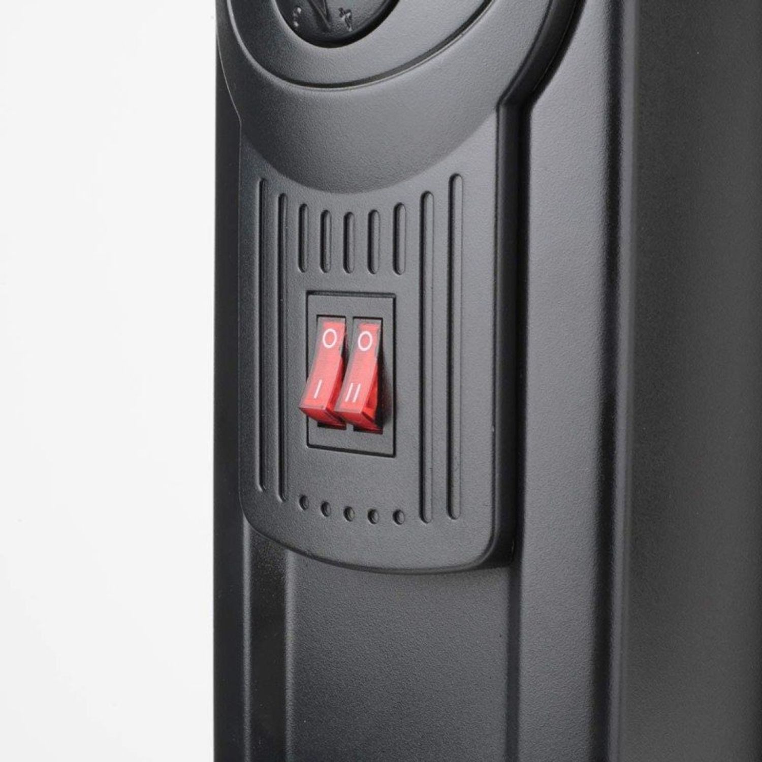 Calorifer electric cu ulei Black+Decker 1500 W fotografia produsului View 3 L