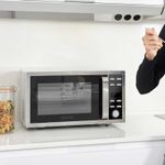 Cuptor cu microunde Black+Decker&reg; 1000 W 25 L - BXMZ901E fotografia produsului View 2 S