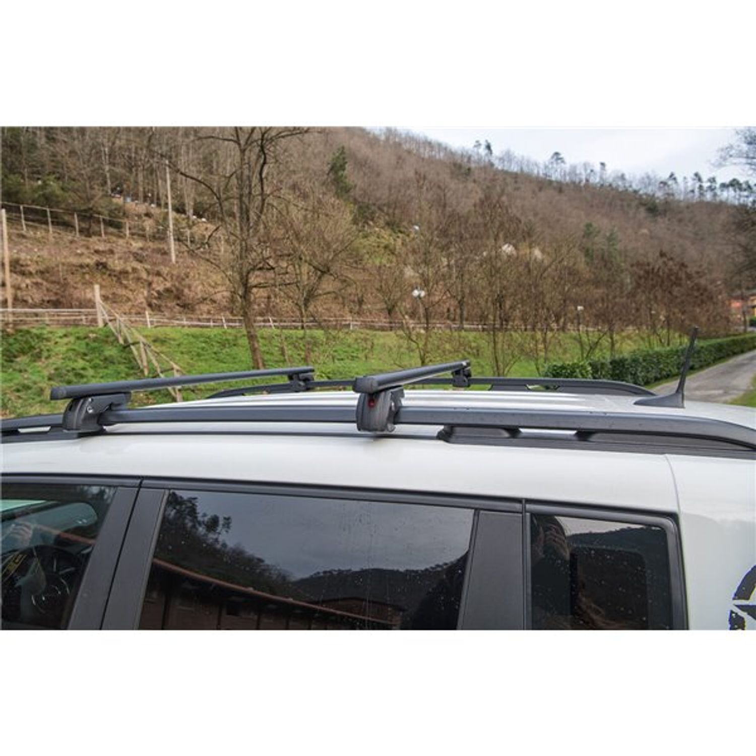 Bare transversale Menabo Sherman Black XL pentru Lada Largus 2012+ fotografia produsului View 9 L