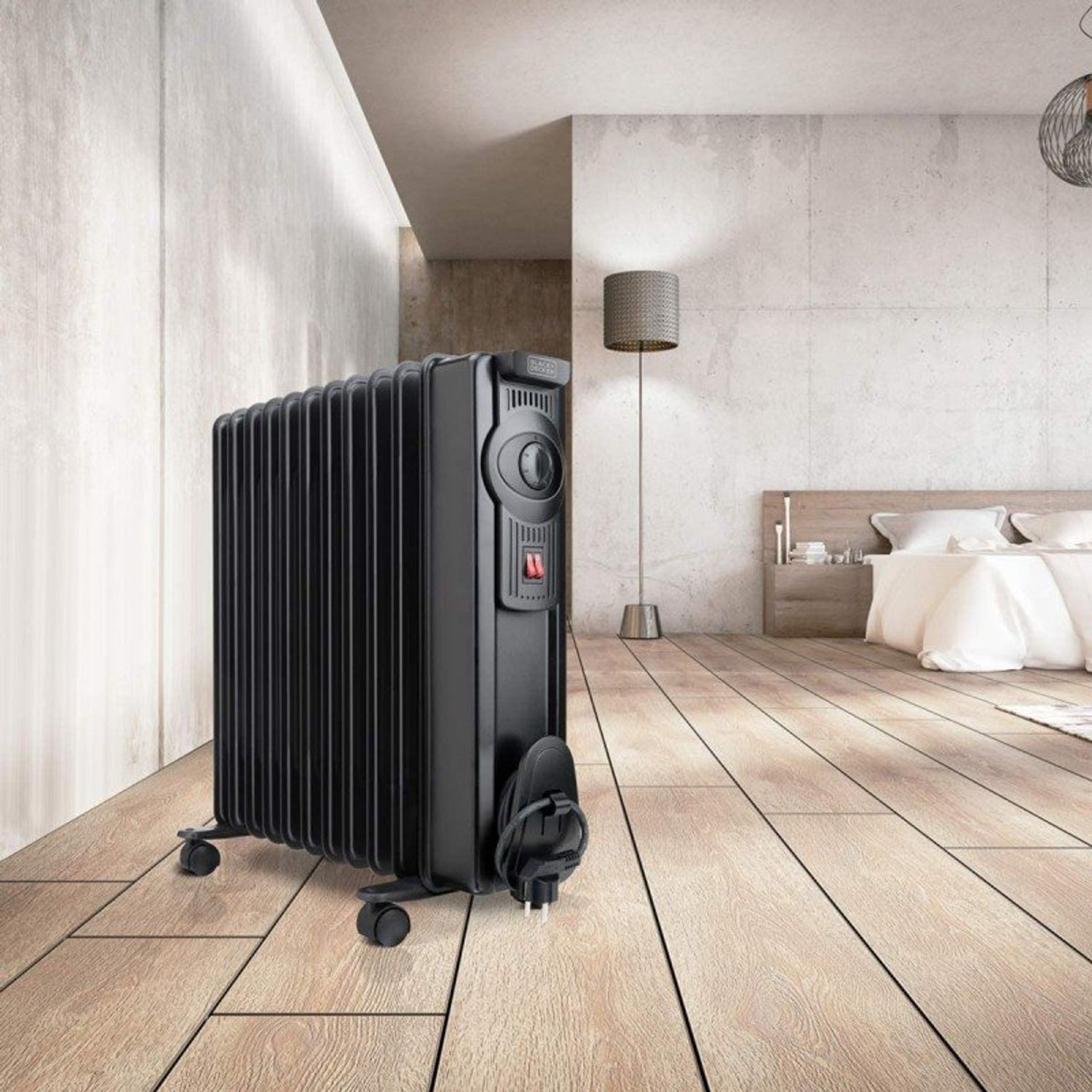 Calorifer electric cu ulei Black+Decker 2000 W fotografia produsului View 2 L