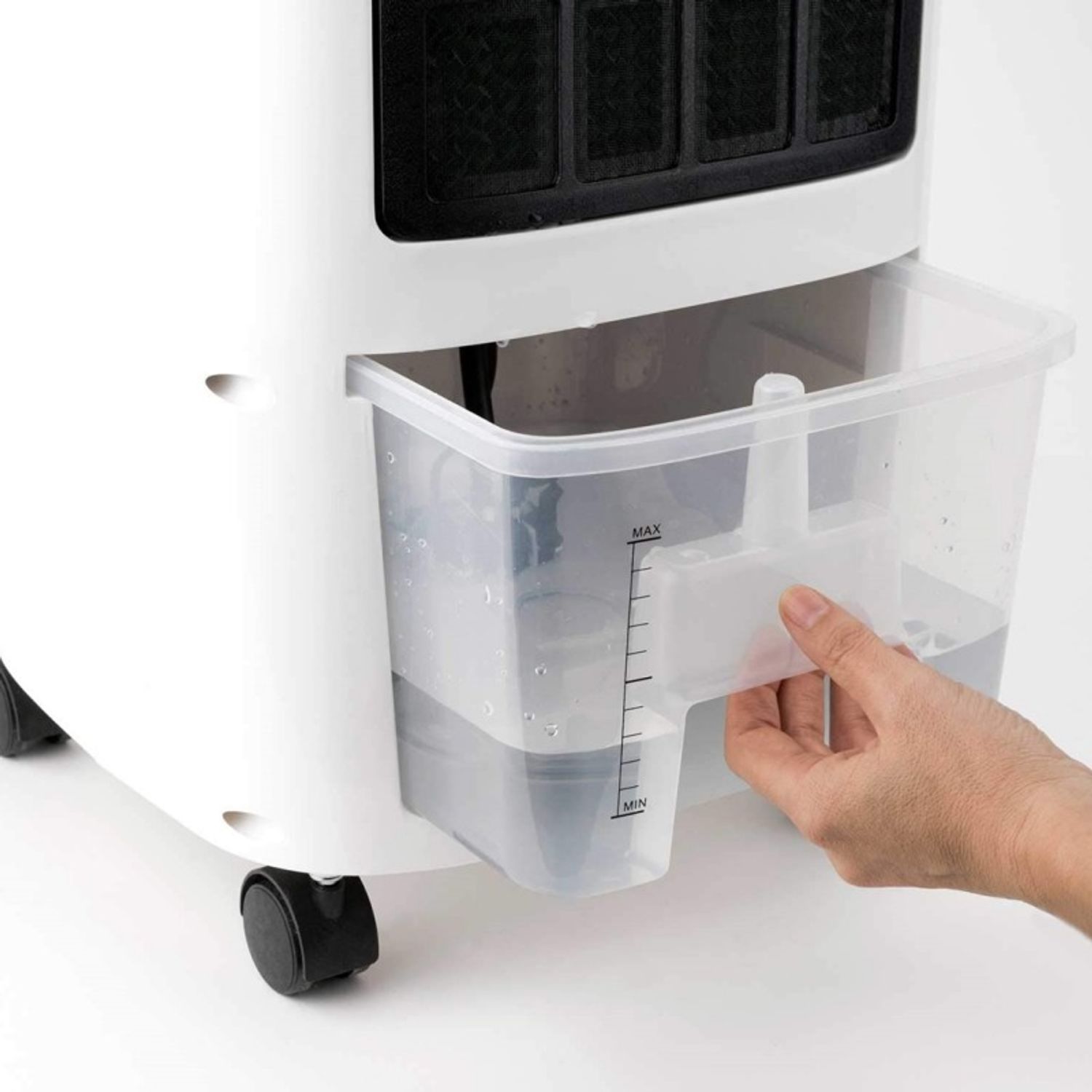 Racitor de aer portabil Black+Decker 65 W fotografia produsului View 3 L