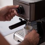 Espressor manual Black+Decker 15 Bar 1200 W fotografia produsului View 2 S