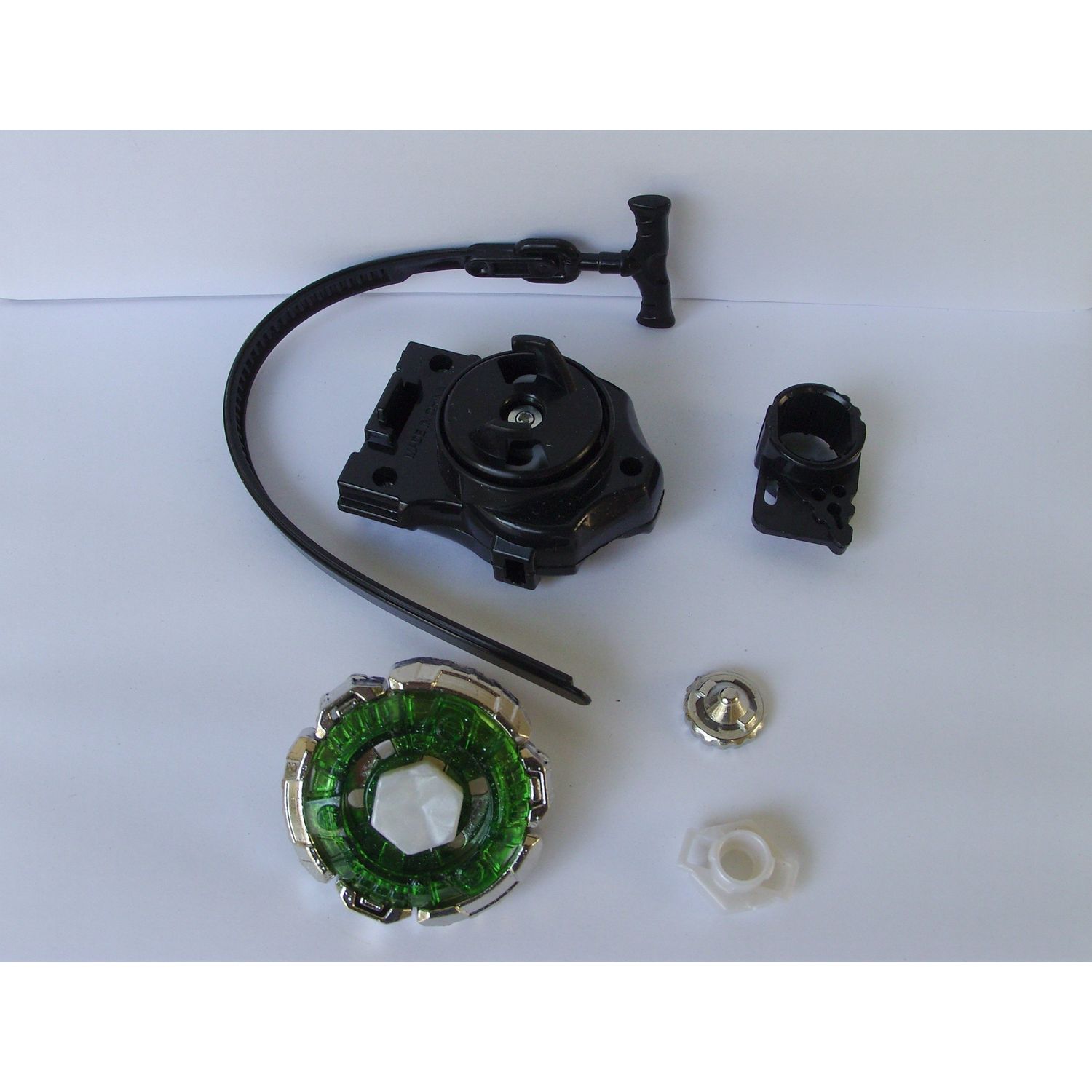 Titirez 4D Fang Leone BB106 cu lansator fotografia produsului View 4 L