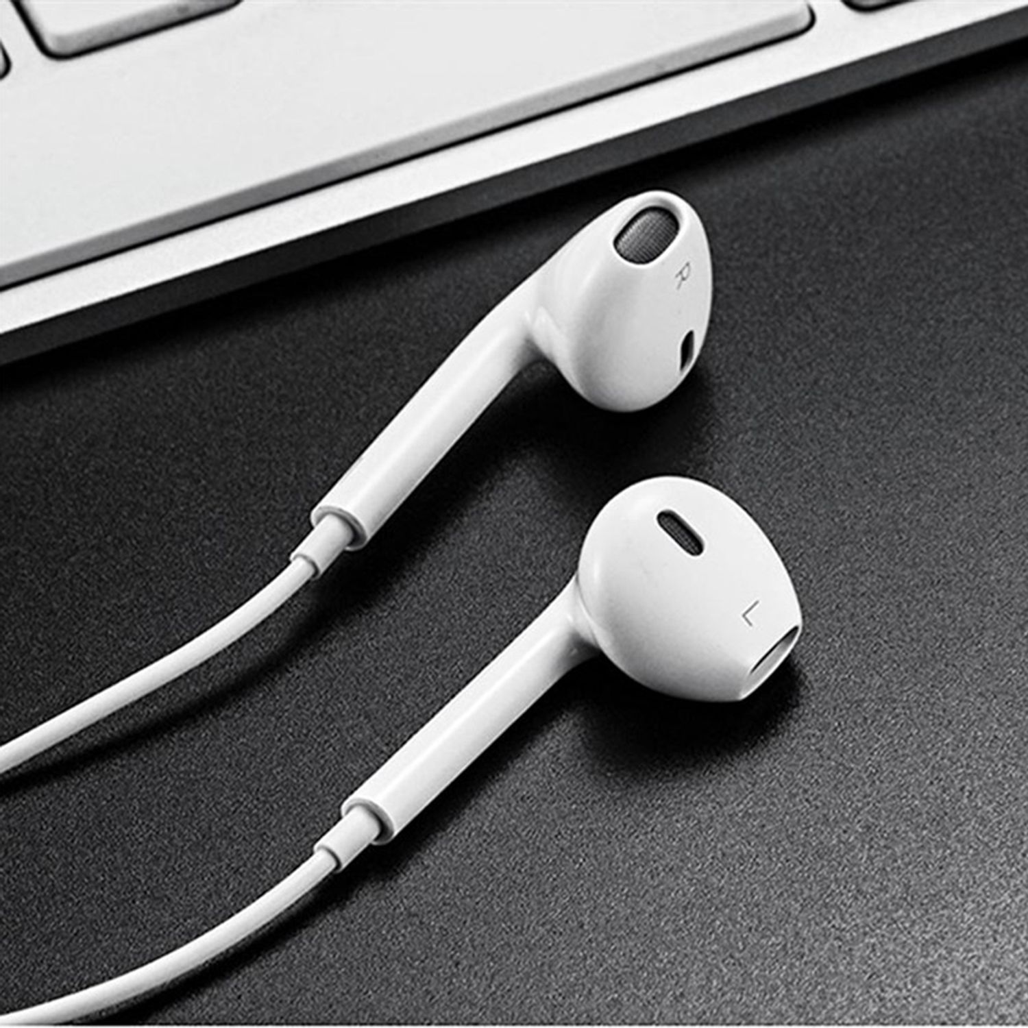 Casti Yesido - Stereo Earphones, Jack 3.5 mm cu microfon, cablu 1.2 m, Alb fotografia produsului View 2 L