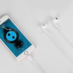 Casti HOCO - Stereo Earphones, Lightning cu microfon, 1.2 m, Alb fotografia produsului View 3 S