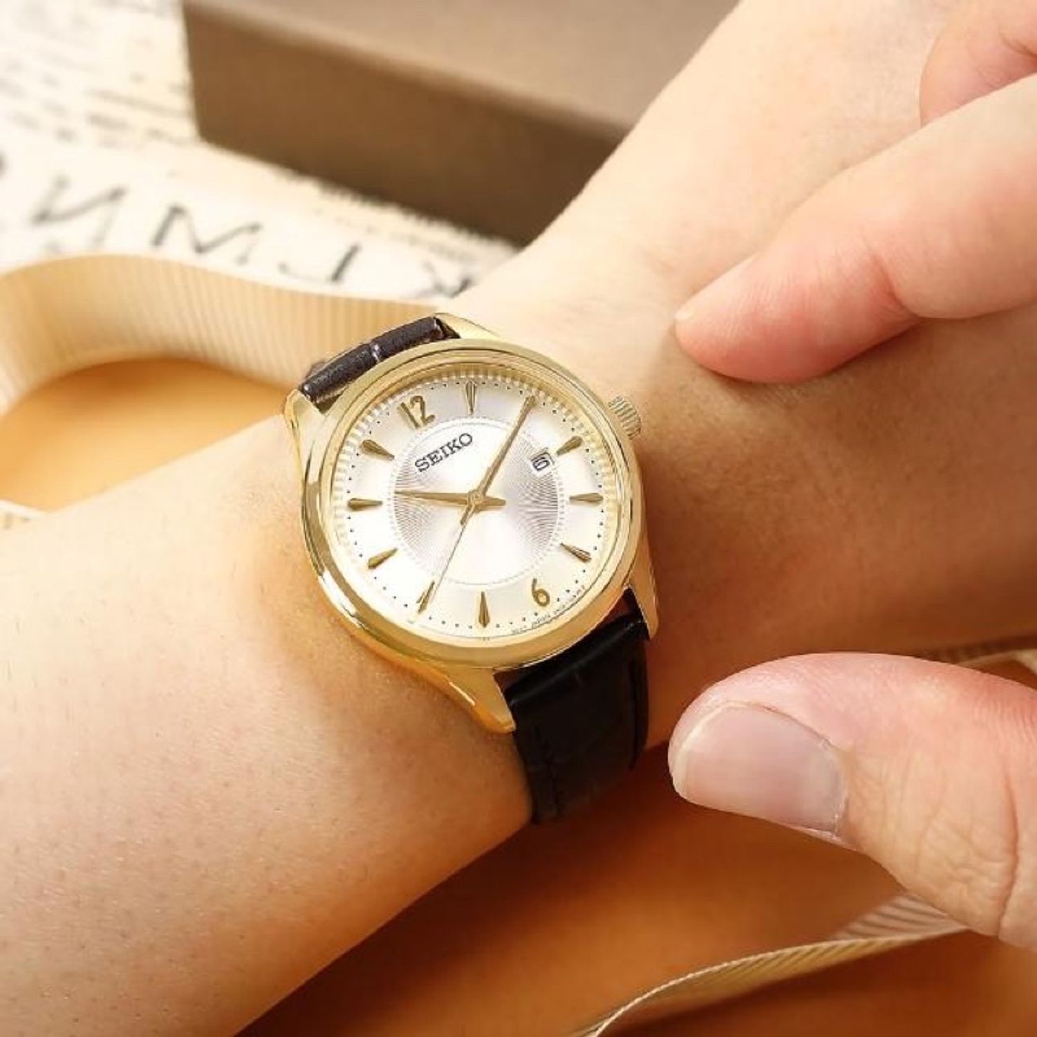 Ceas Dama, Seiko, Classic-Modern SUR478P1 fotografia produsului View 2 L