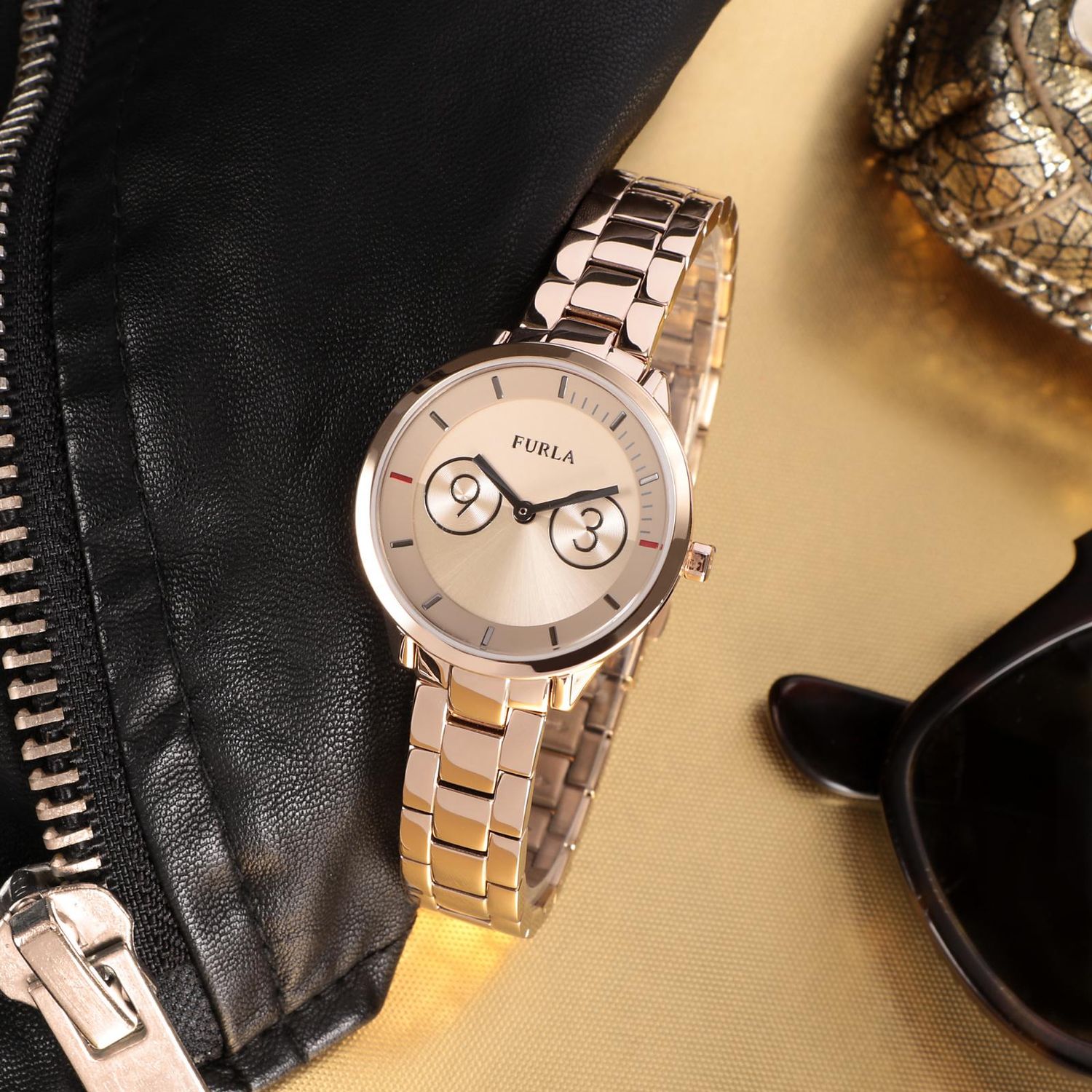Ceas FURLA model METROPOLIS R4253102542 fotografia produsului View 4 L