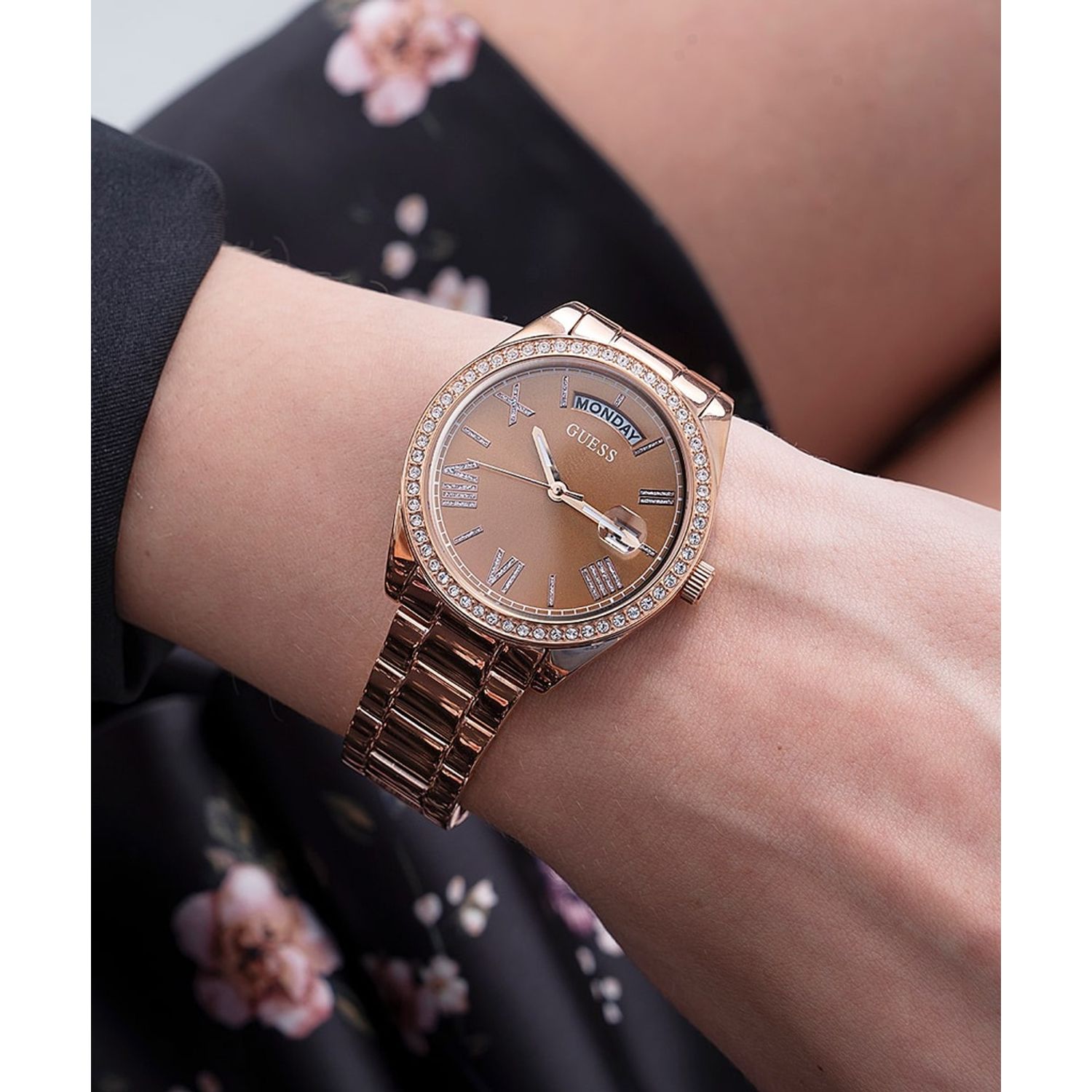 Ceas Dama, GUESS, Luna GW0307L3 fotografia produsului View 7 L