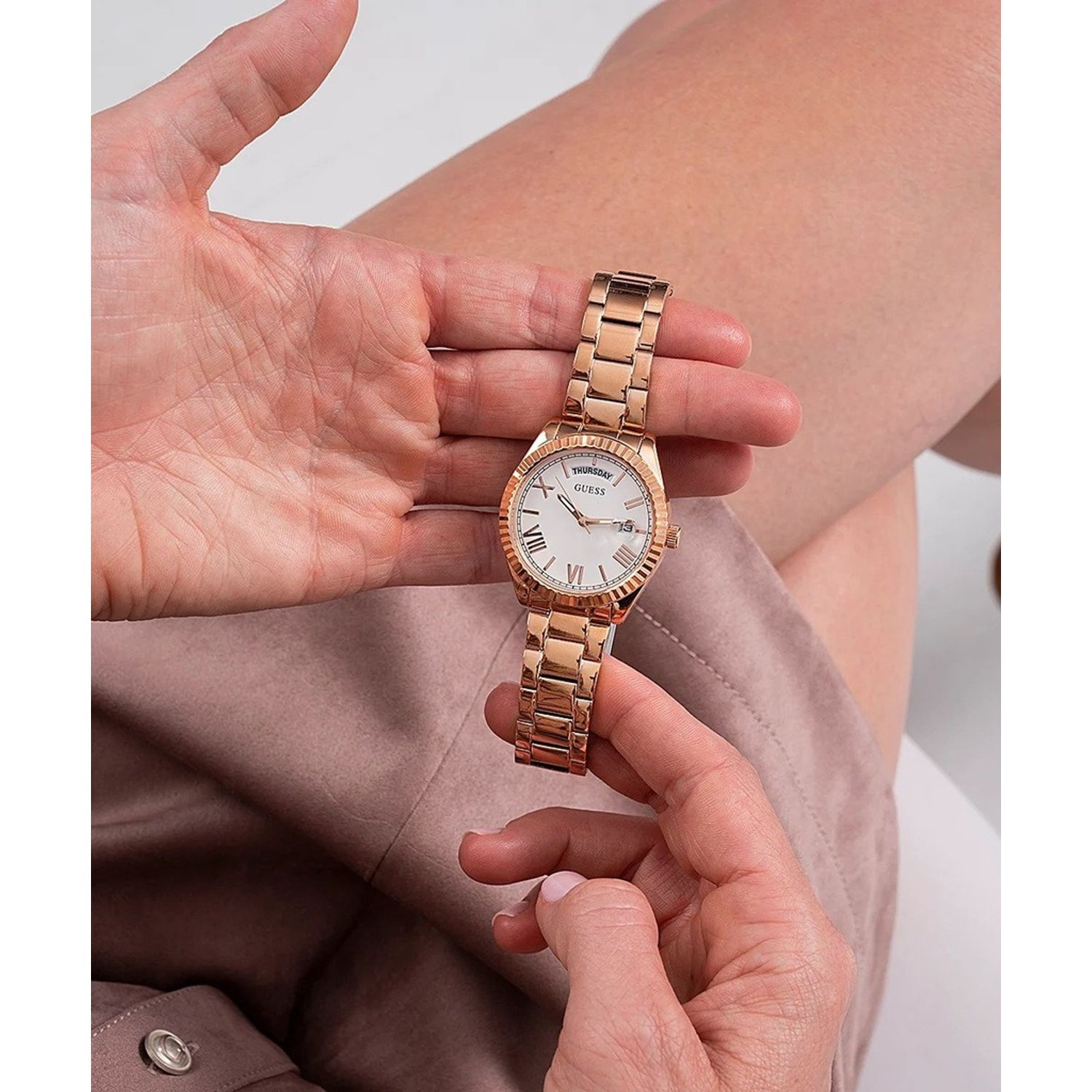 Ceas Dama, GUESS, Luna GW0308L3 fotografia produsului View 5 L