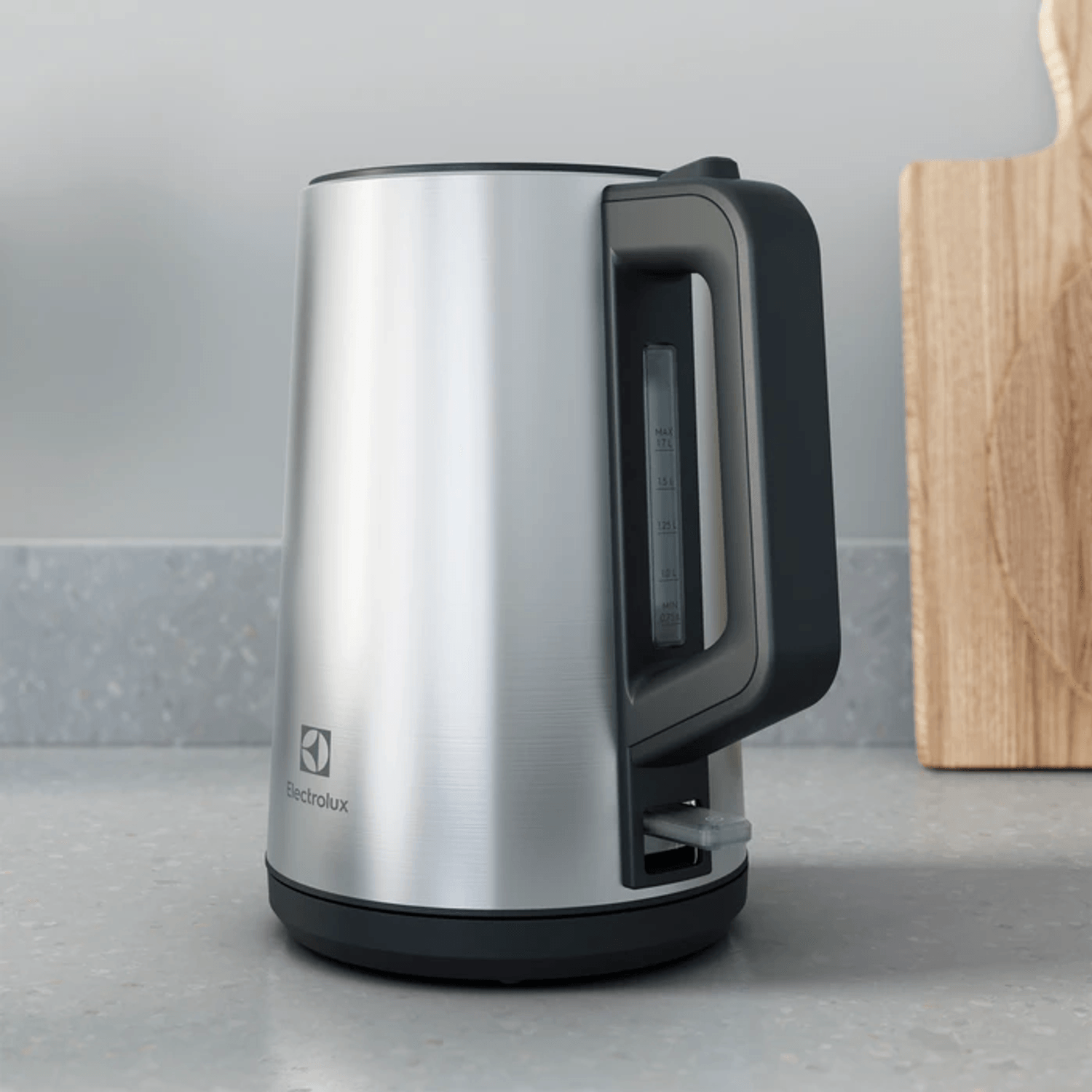 Fierbator Electrolux E4K1-4ST, 2400 W, 1.7 L, Auto-Off, indicator nivel, Inox fotografia produsului View 2 L