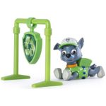 FIGURINA SI INSIGNA PAW PATROL ROCKY 6.3 CM fotografia produsului View 3 S