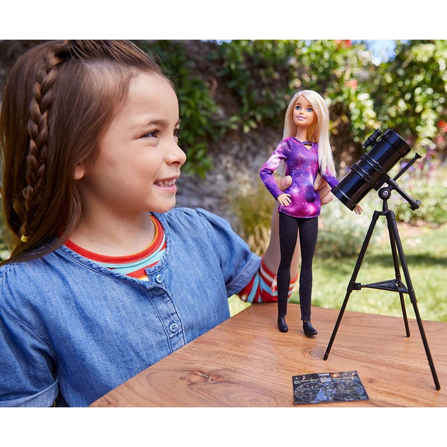 Papusa Barbie National Geographic Astrofizician fotografia produsului View 3 L
