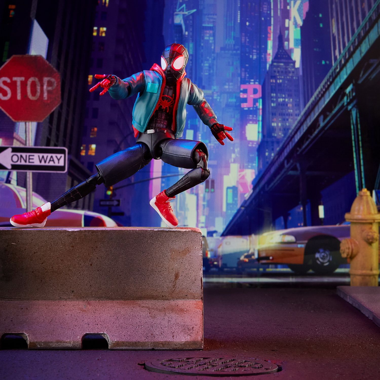 Spider-Man Legends Figurina Miles Morales fotografia produsului View 9 L