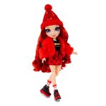 Papusa Rainbow High Winter Break Ruby Anderson cu accesorii fotografia produsului View 3 S