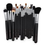 Set 18 pensule profesionale Cupio Make-Up PRO fotografia produsului View 3 S