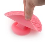 Instrument cu ventuza de curatat pensulele fotografia produsului