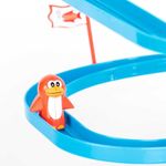 Cursa pinguinilor fotografia produsului