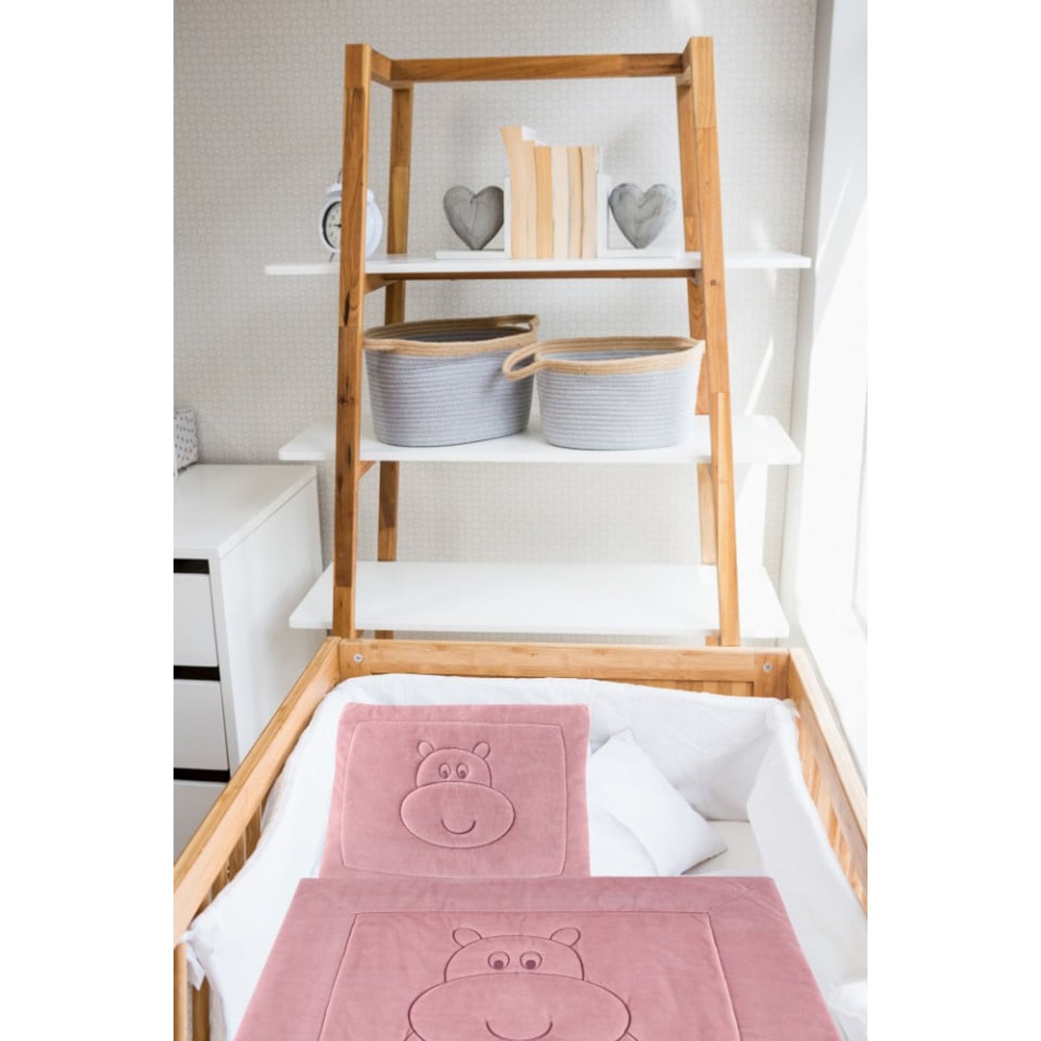 Set pernuta si paturica din plus Bear BabyJem (Culoare: Verde) fotografia produsului View 7 L