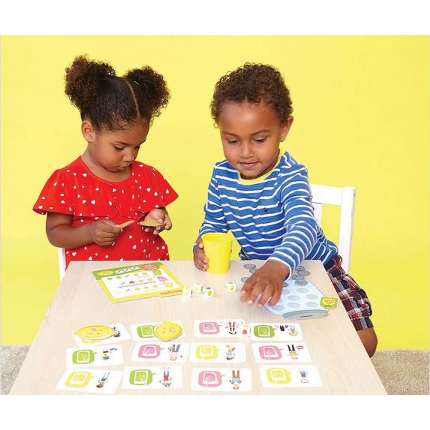 Lemonade Shake Up Prepara limonada, joc de cooperare si asociere fotografia produsului View 4 L