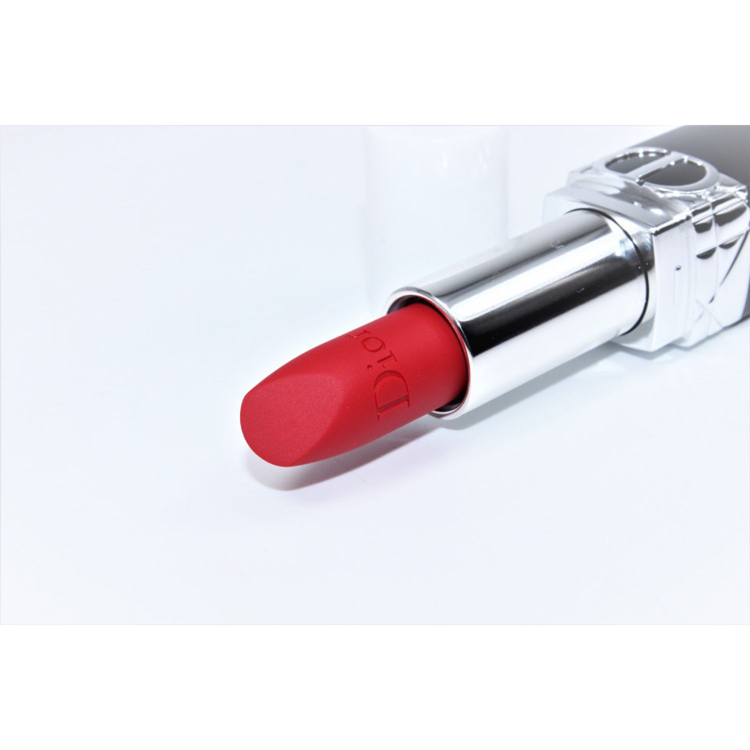 Ruj de buze, Dior, Matte 888 Strong Red fotografia produsului View 3 L