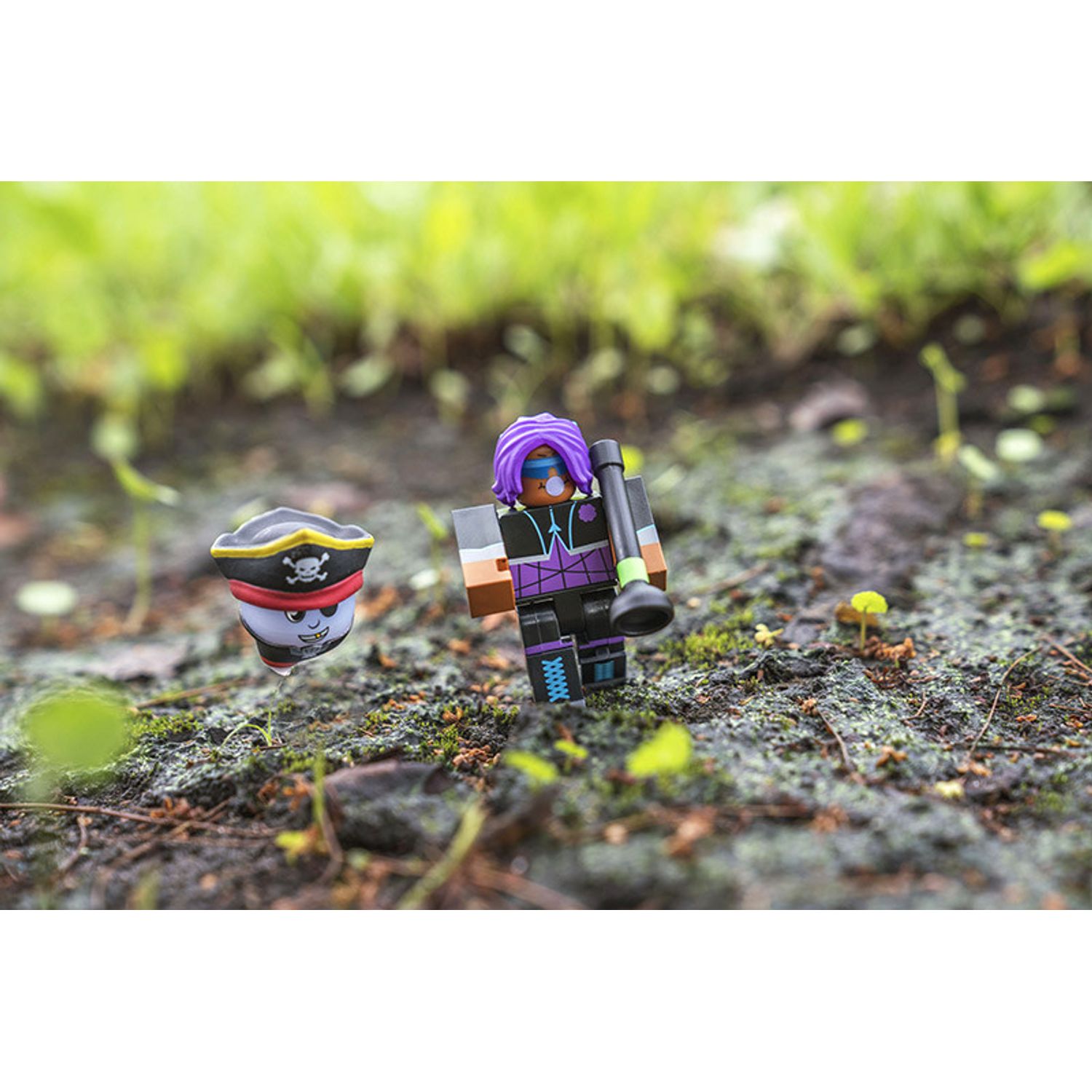 Roblox Celebrity Figurina S6 - Ghost Simulator: Luna fotografia produsului View 4 L