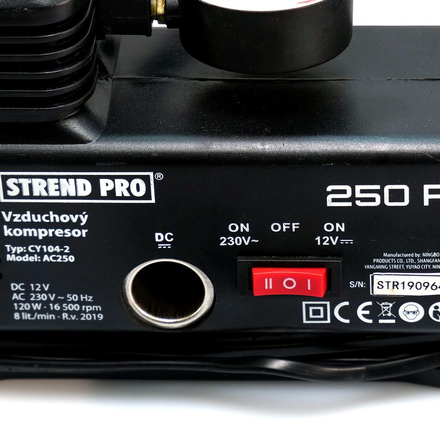 Compresor aer auto 230V / 12V 250PSI cu manometru, Strend Pro fotografia produsului View 3 L