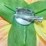 Zinnia 3D, Handmade, Brosa, Statement, 3 in 1, Brosa/Clips par/Floare corsaj, Floare carciumareasa,Textil, Metal, - 8435021507658 fotografia produsului View 4 S
