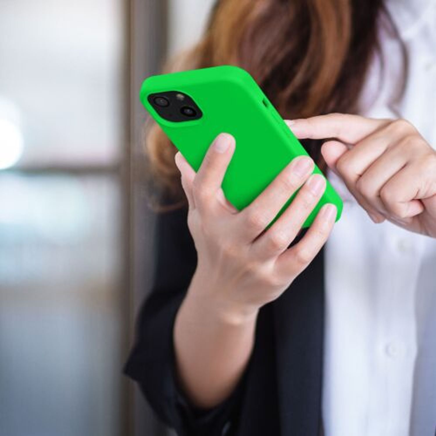 Husa Kwmobile pentru Apple iPhone 13, Silicon, Verde, 55878.44 fotografia produsului View 9 L
